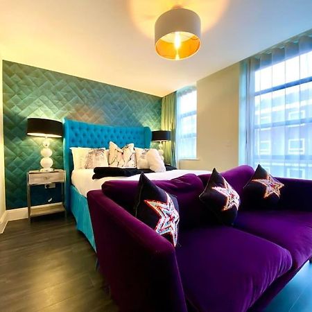 Stunning Apartment Suite - Free Parking & Wifi! Poole Zewnętrze zdjęcie